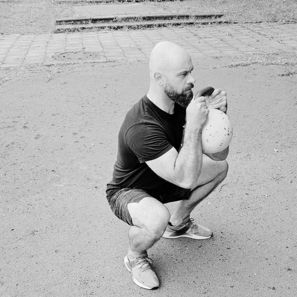 goblet kettlebell squat