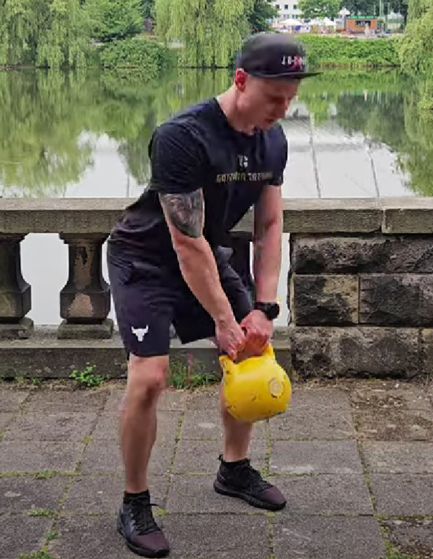 kettlebell deadlift  brak kontroli motorycznej